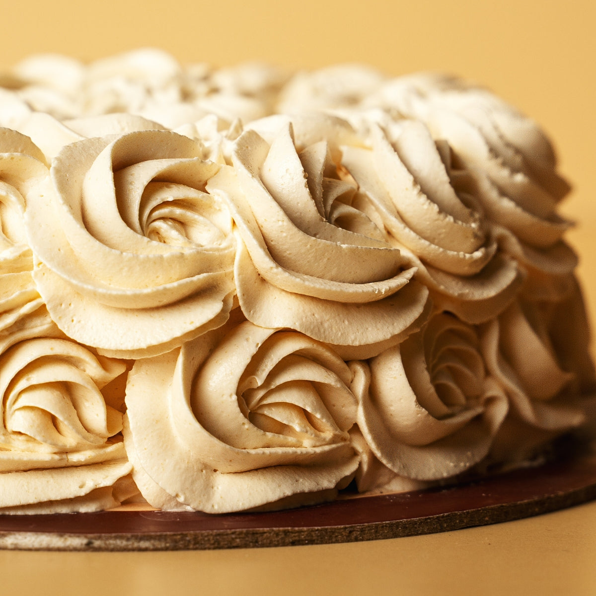 Caramello Salato Cake